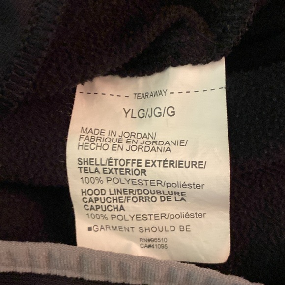 Boys Under Armour jacket - Picture 4 of 5